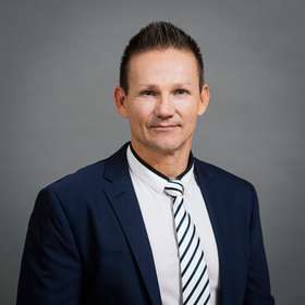 Jörn Nadge