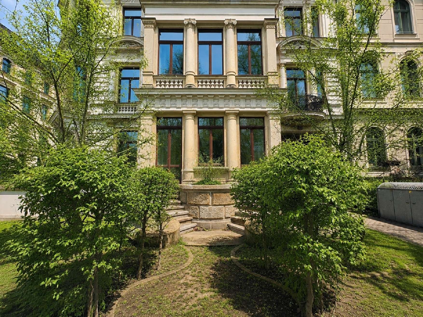kleiner Vorgarten (SNR)