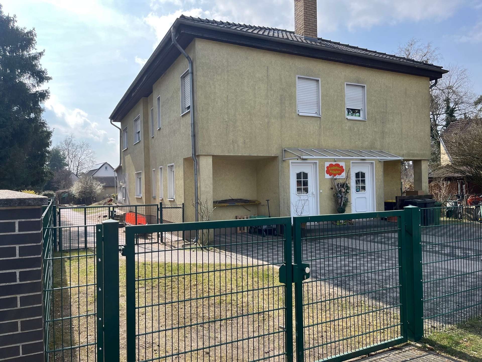 Haupteingang Kindergarten von Finowstraße, Falkensee 