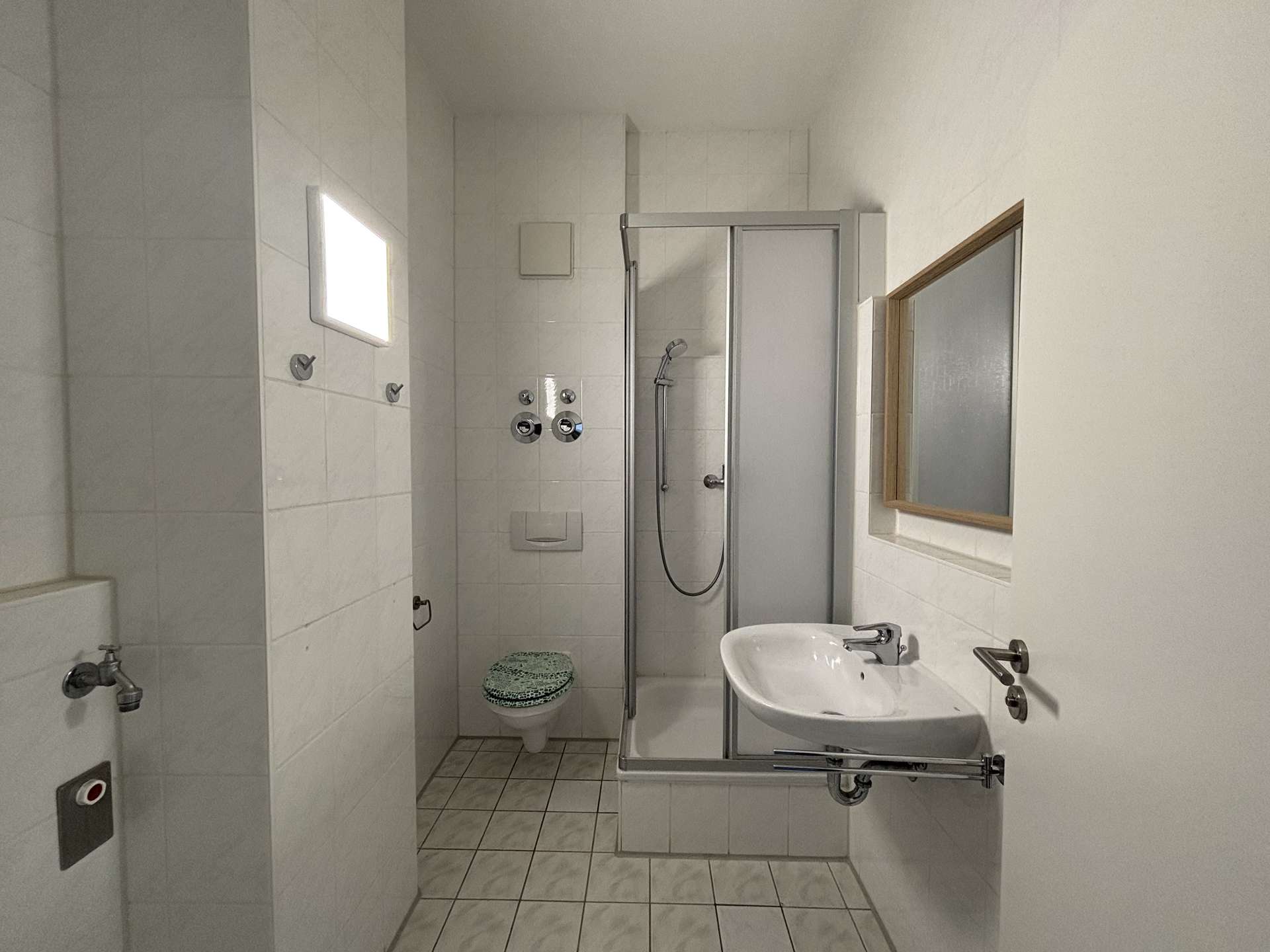 Gästebad mit Dusche, Leipzig (Gohlis-Süd)