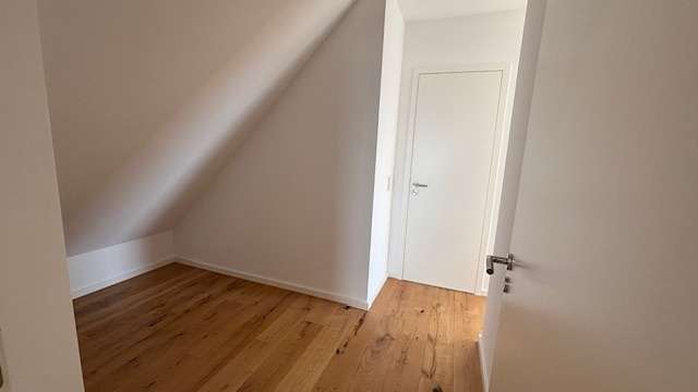 Zugang Schlafzimmer2, Leipzig (Gohlis-Süd)