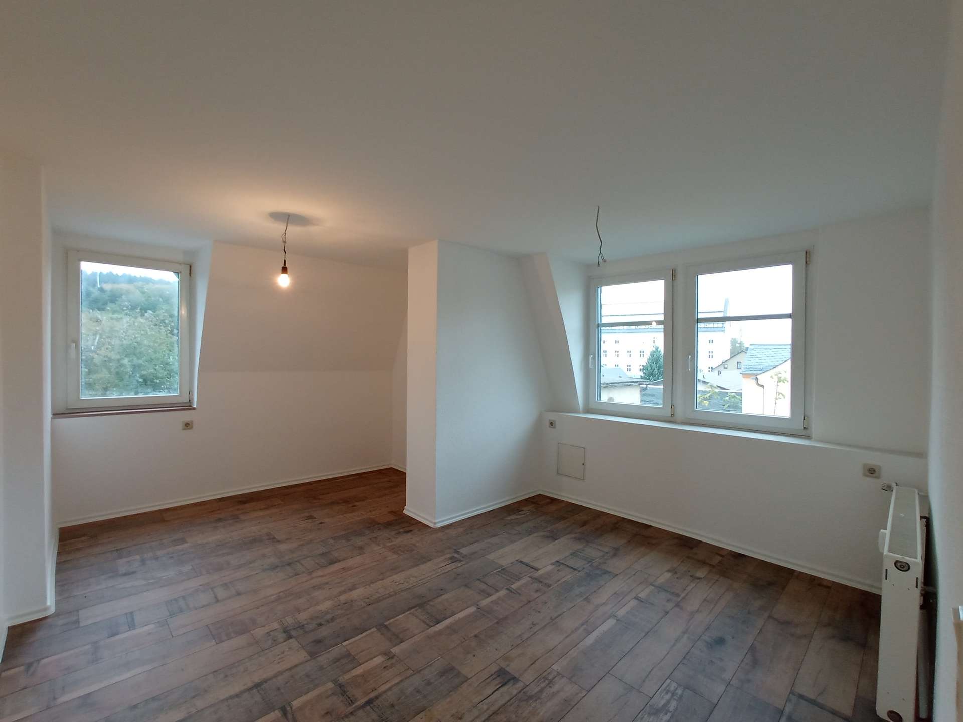 Zimmer Dachgeschosswohnung, Flöha (Flöha)