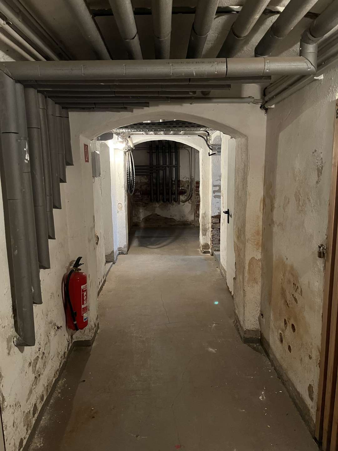 Keller, Leipzig (Altlindenau)
