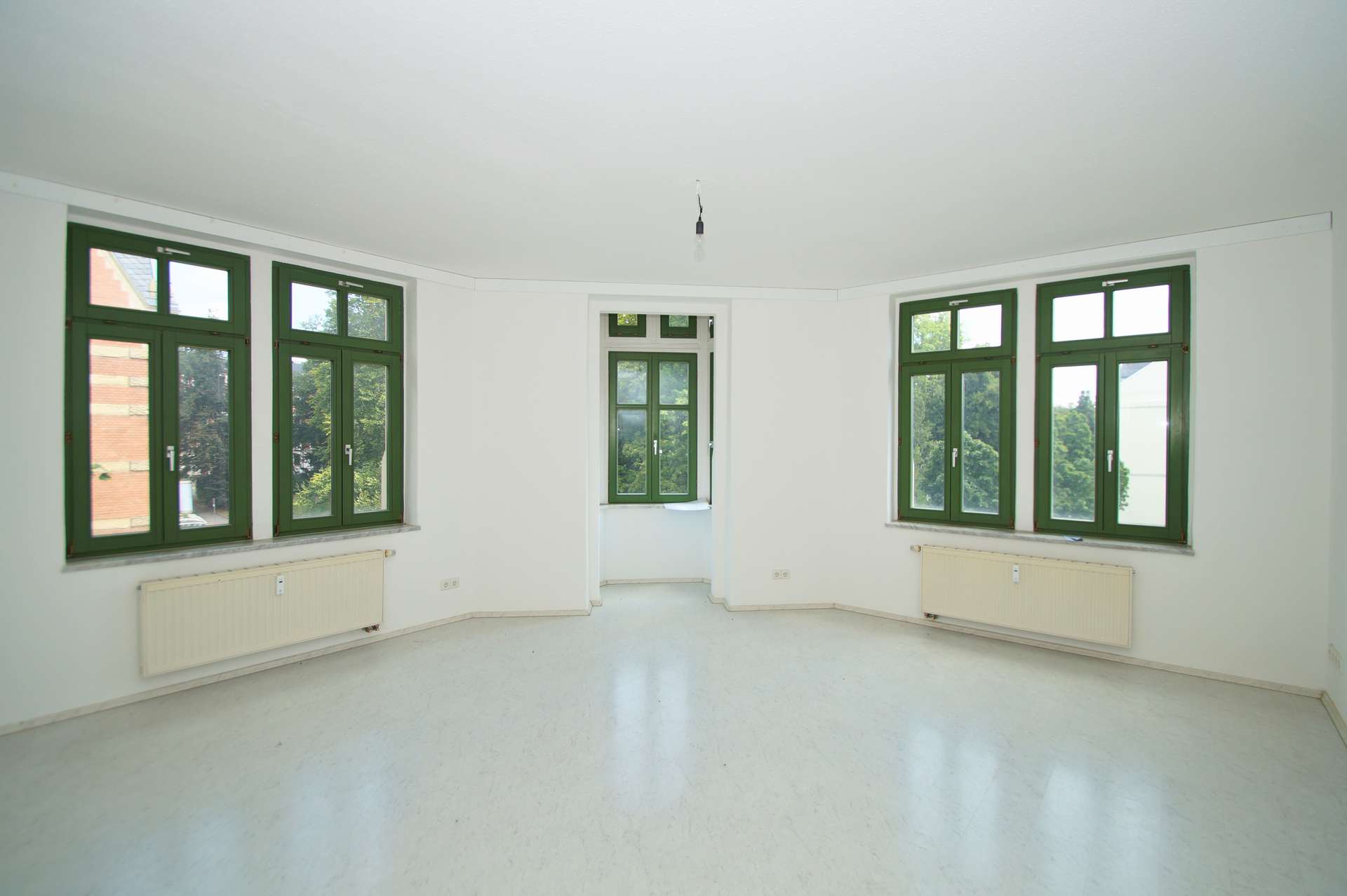 Wohnzimmer aktuell, Chemnitz , Klarastraße 35