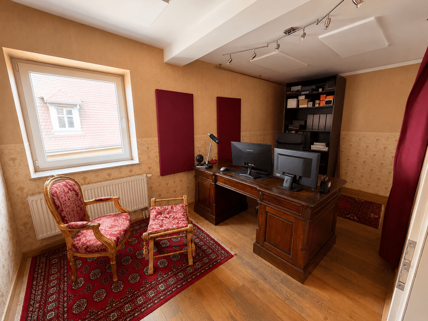 Büro aktuell, Leipzig (Holzhausen)