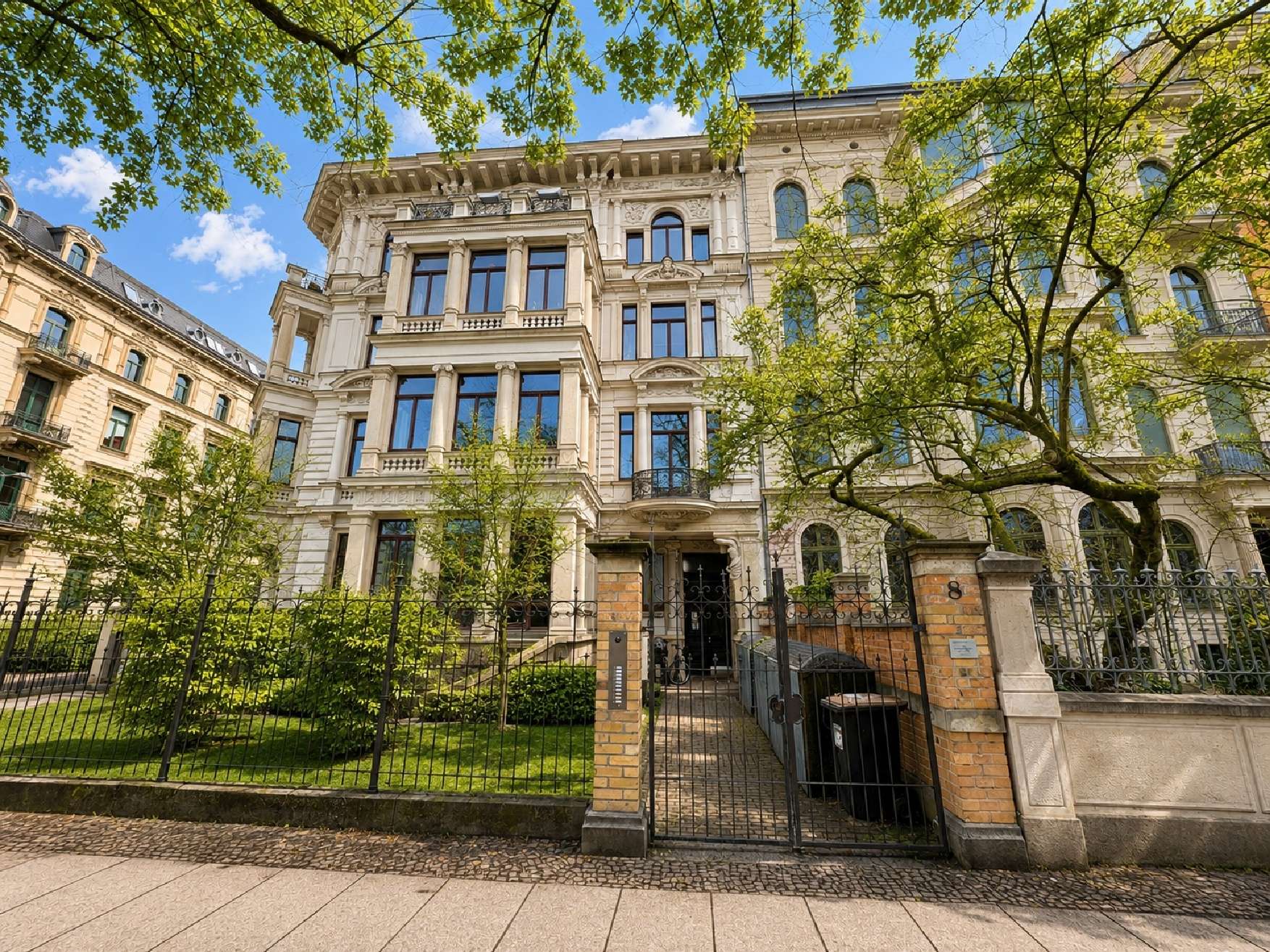Eingang Grundstück, Leipzig (Zentrum-West), Ferdinand-Lassalle-Straße 8