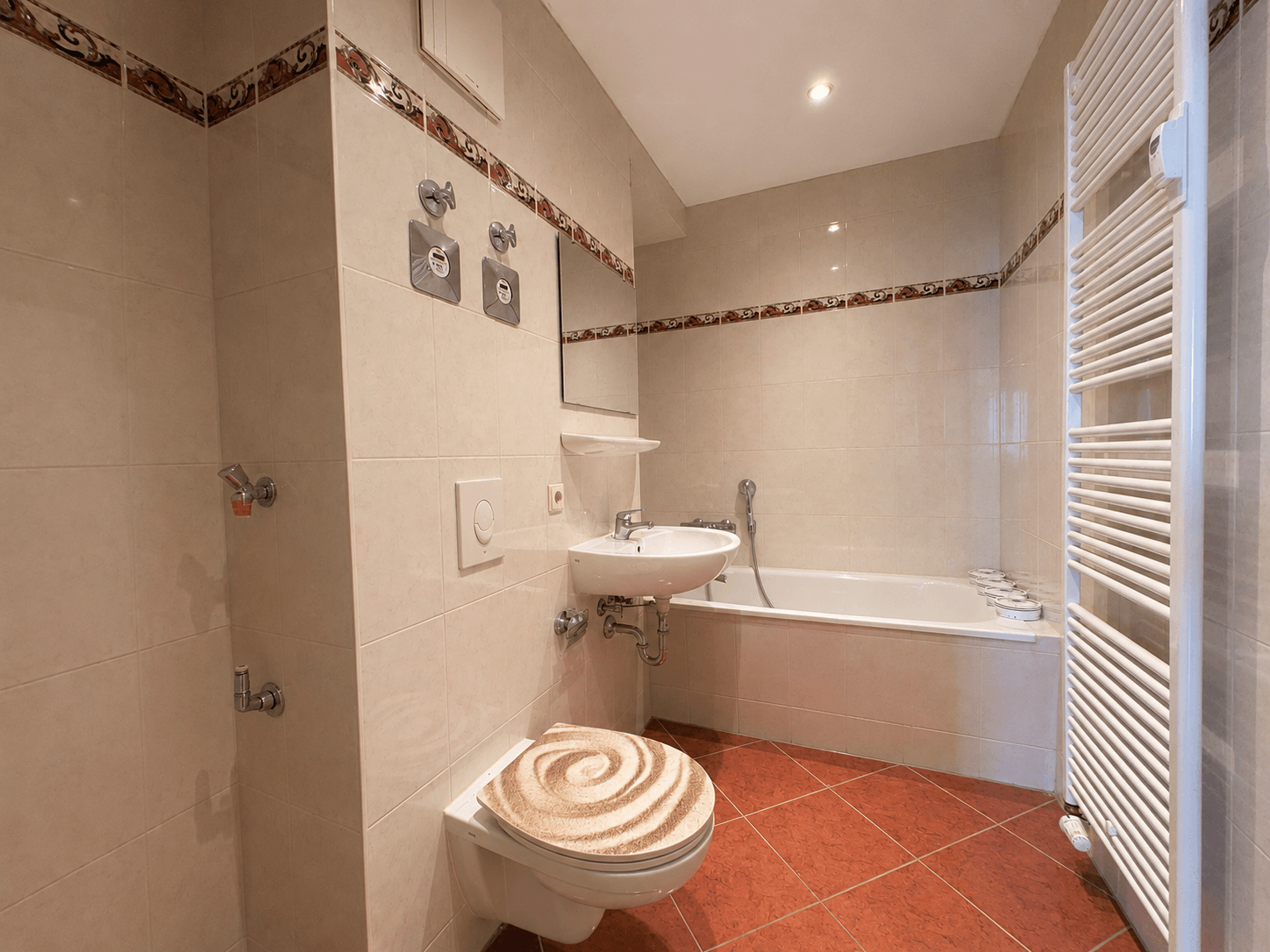 Badezimmer, Chemnitz (Sonnenberg), Beethovenstraße 40
